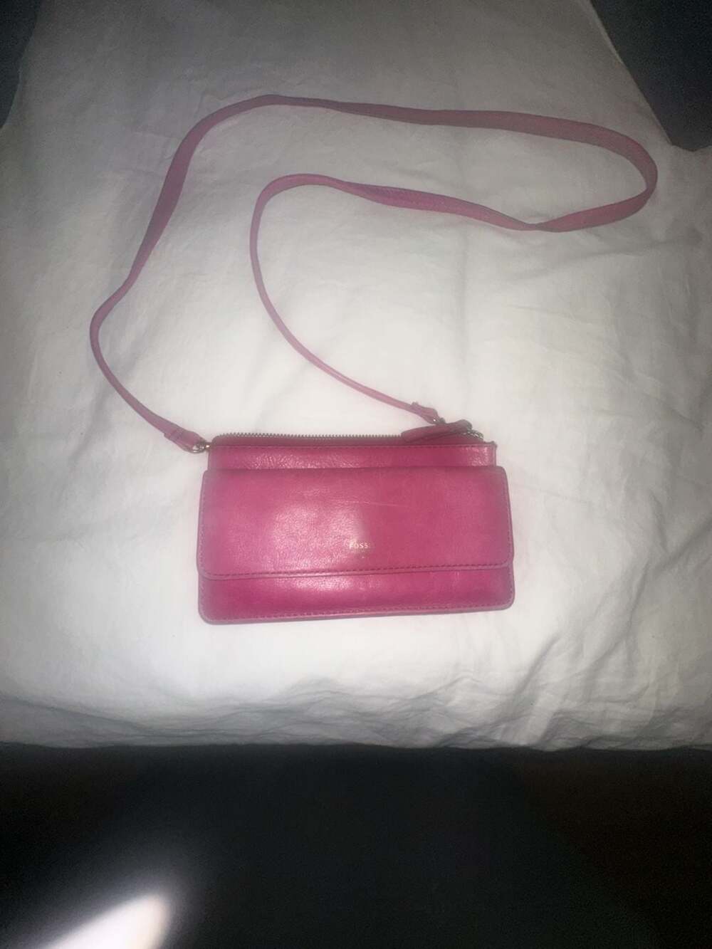 Fossil Tessa Leather Crossbody Clutch Bag in Fuchsia